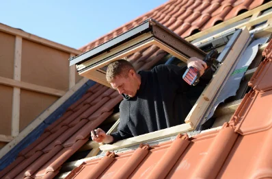 Pose de fenêtres de toit Velux à Nantillé